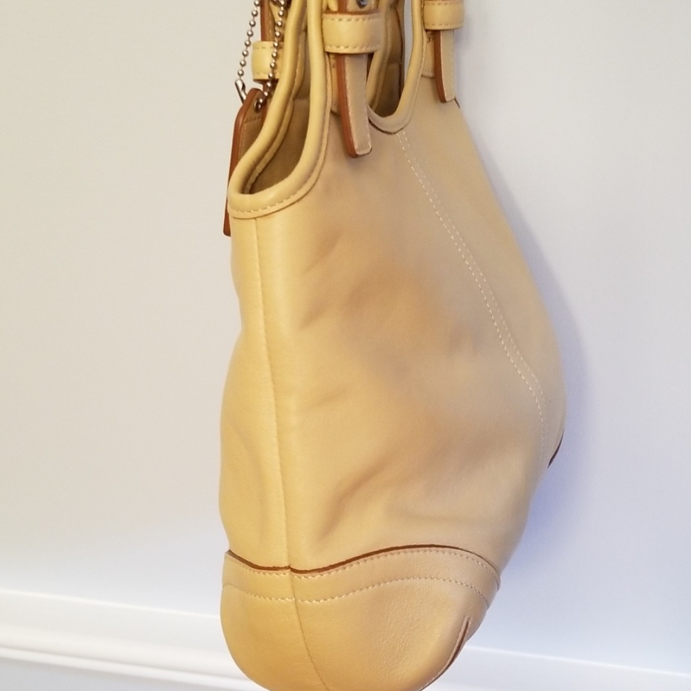Coach Leather Bag - Picture 4 of 7